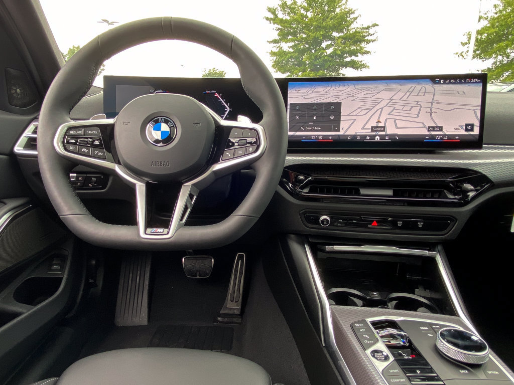 New 2026 BMW 330i xDrive Sedan w/ M Sport Package AWD/4WD image 17