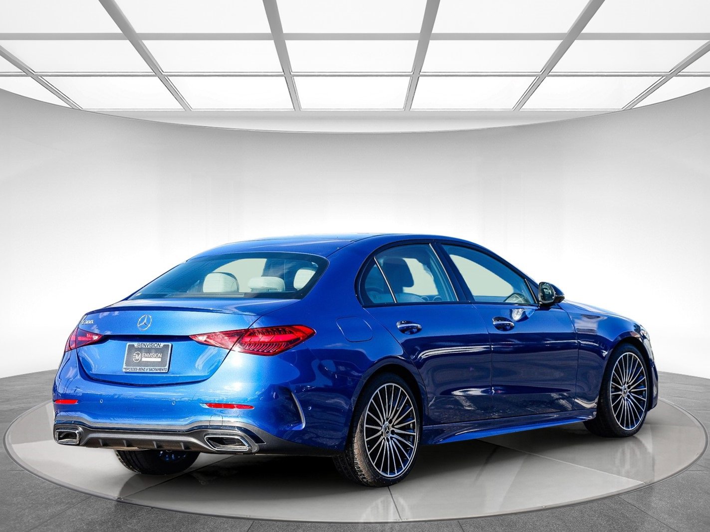 Used 2024 Mercedes-Benz C 300 Sedan image 4