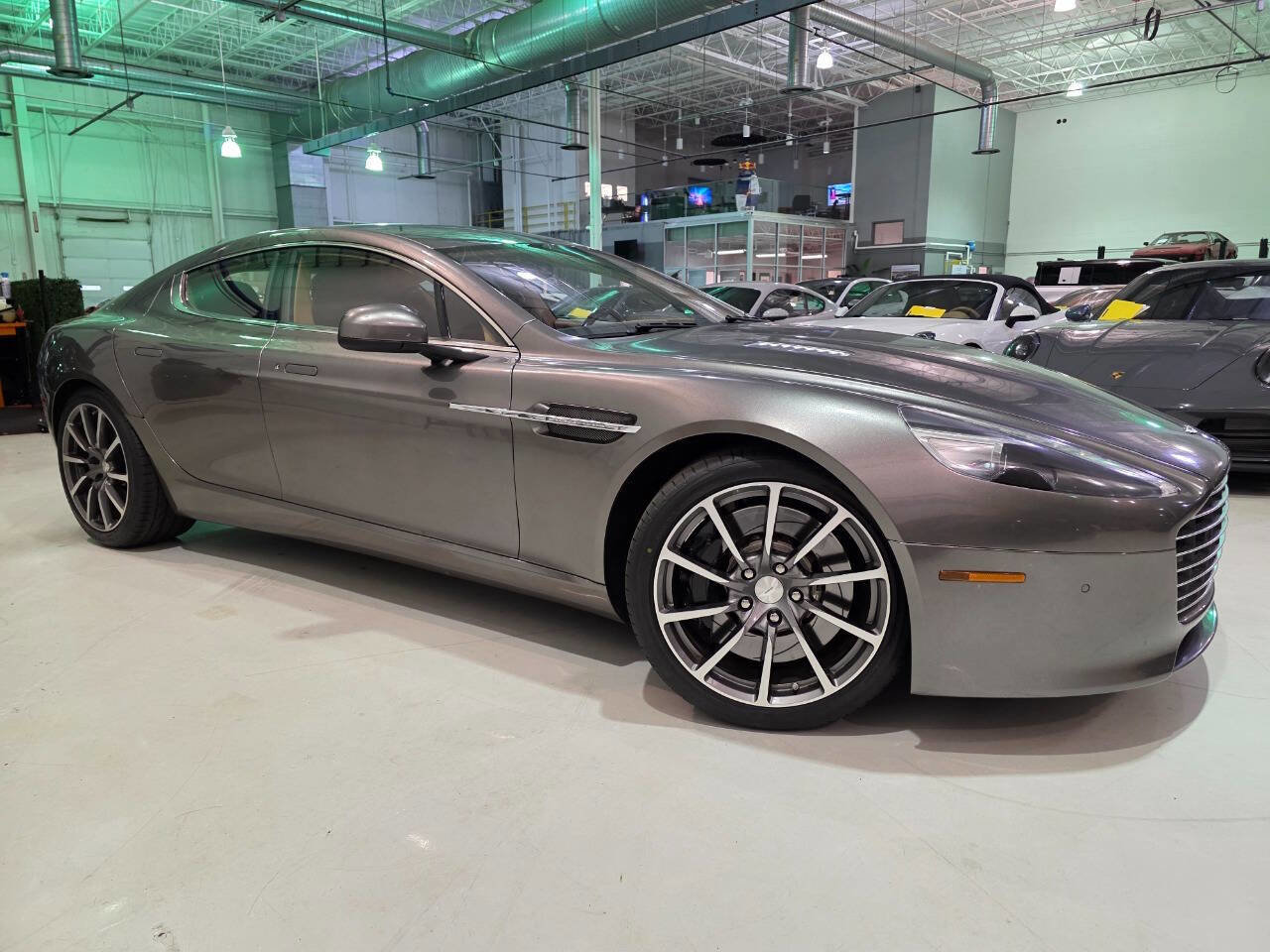 Used 2015 Aston Martin Rapide S image 21
