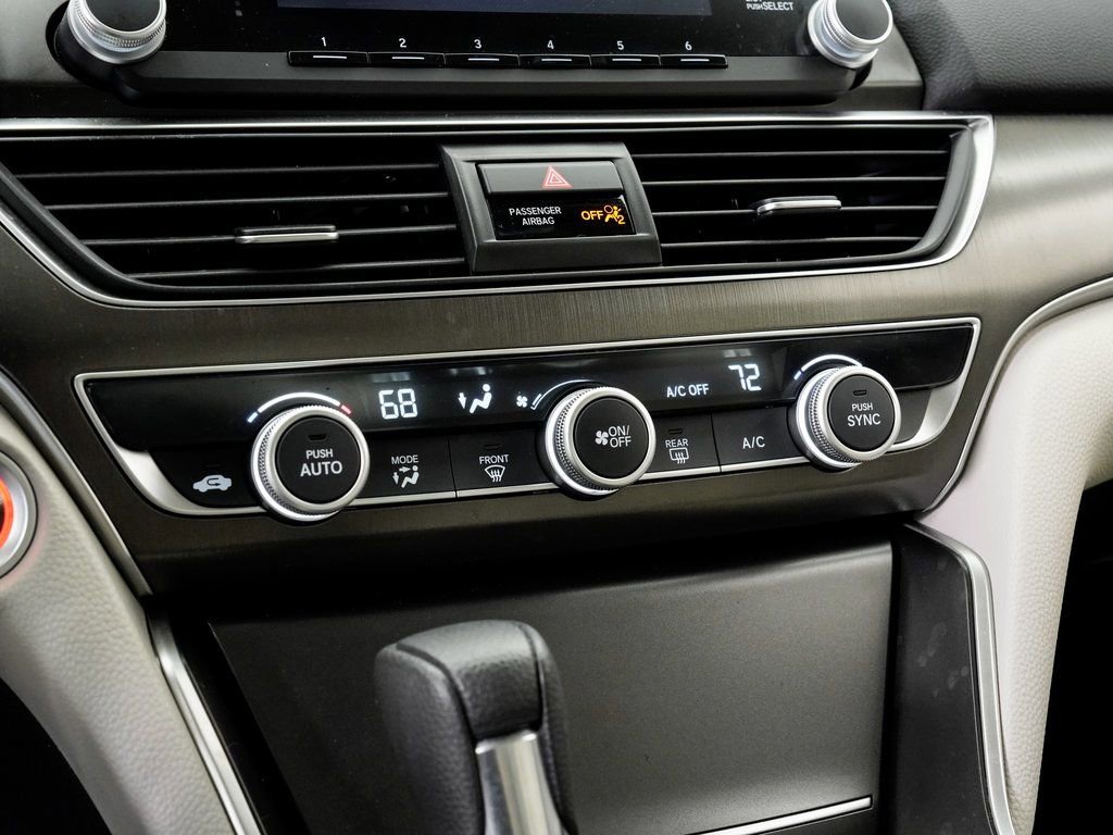Used 2018 Honda Accord LX image 17