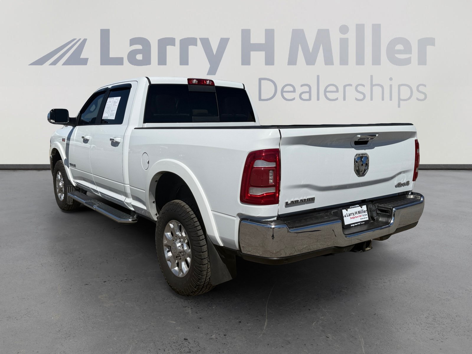 Used 2022 RAM 2500 Laramie AWD/4WD image 3