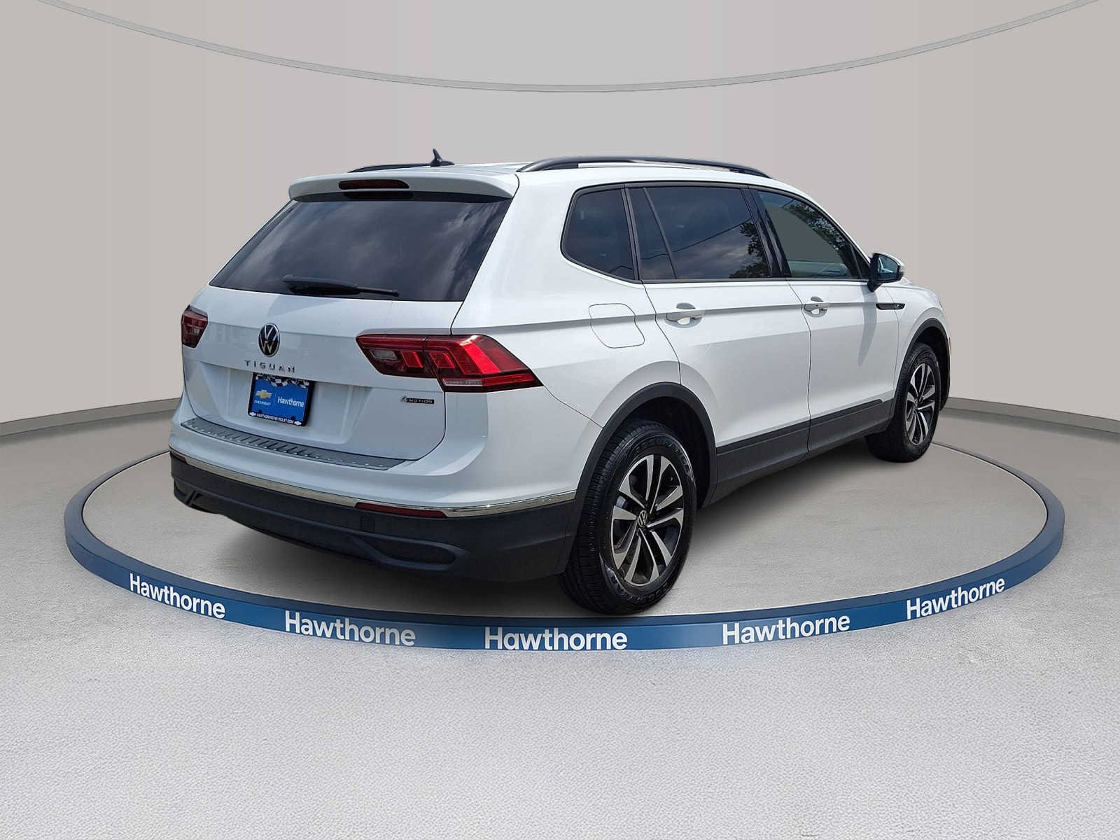 Used 2024 Volkswagen Tiguan S AWD/4WD image 6
