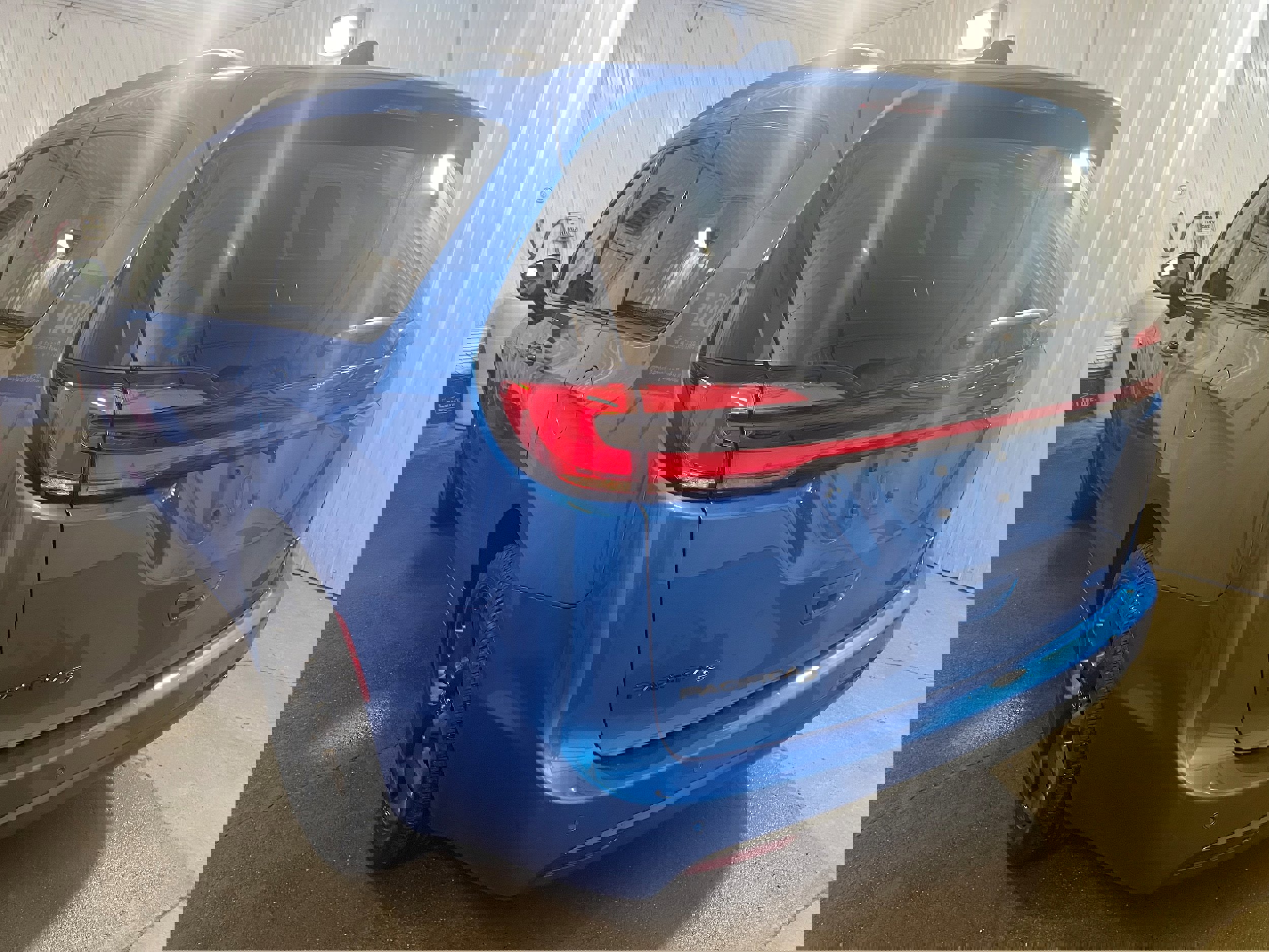 New 2026 Chrysler Pacifica Select image 5