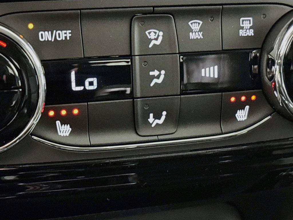 New 2026 Chevrolet Trax LT w/ Driver Confidence Package FWD image 19