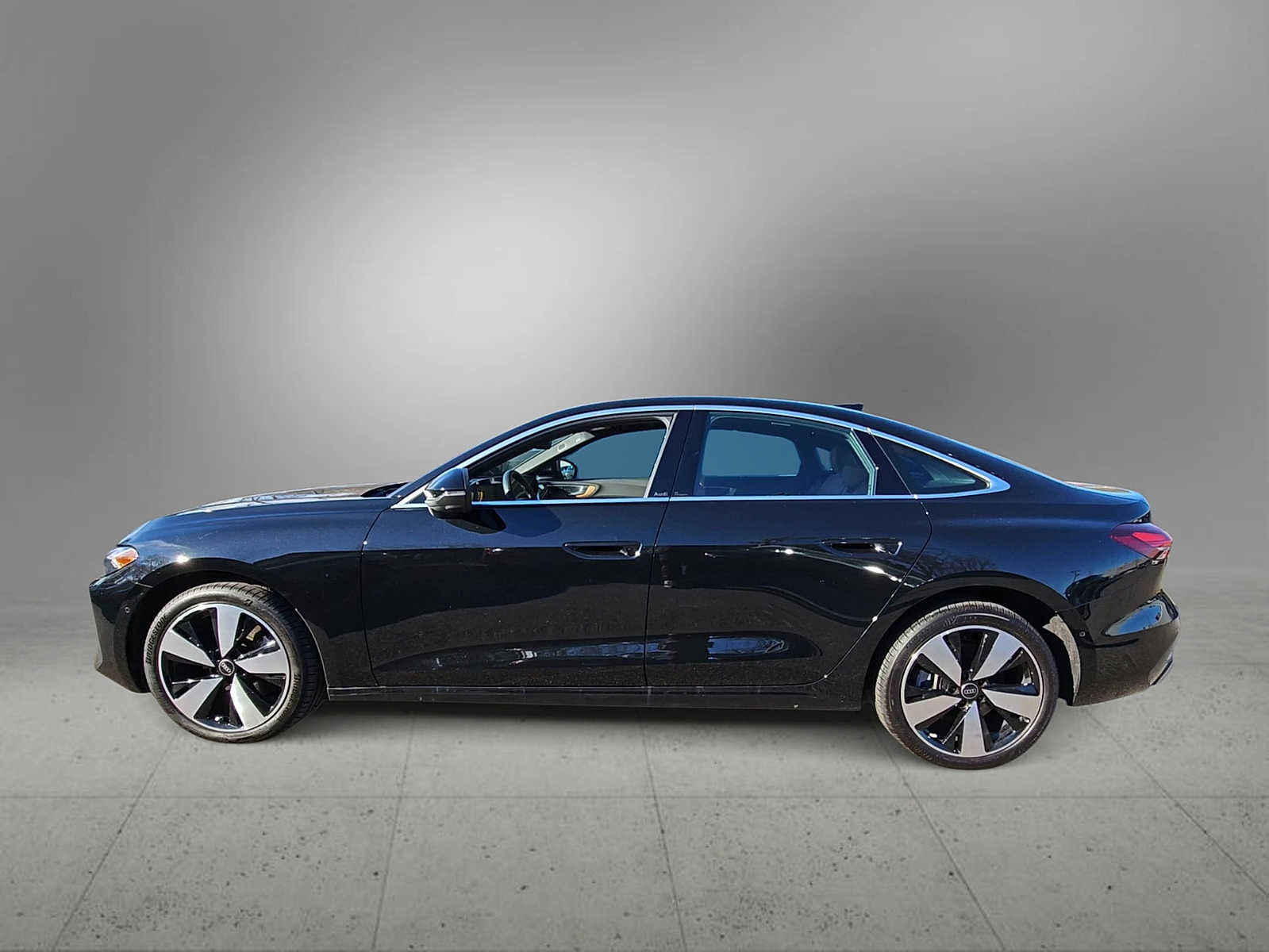 Used 2025 Audi A5 2.0T Premium Plus w/ Premium Plus image 5