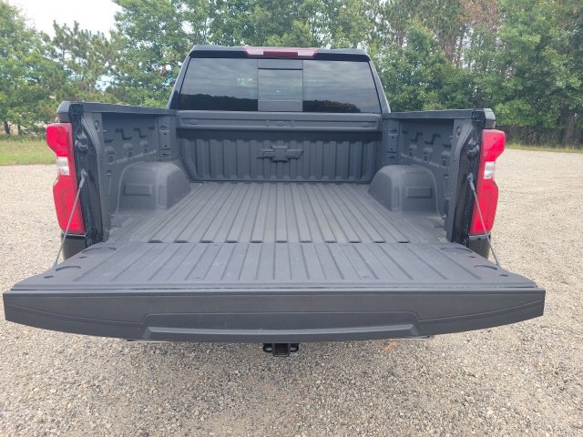 Used 2025 Chevrolet Silverado 1500 LTZ AWD/4WD image 9