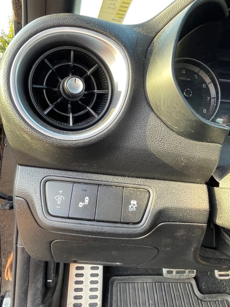 Used 2023 Kia Forte GT w/ GT2 Package FWD image 9