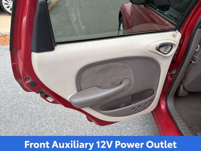 Used 2005 Chrysler PT Cruiser Touring w/ Moonroof Group FWD image 24