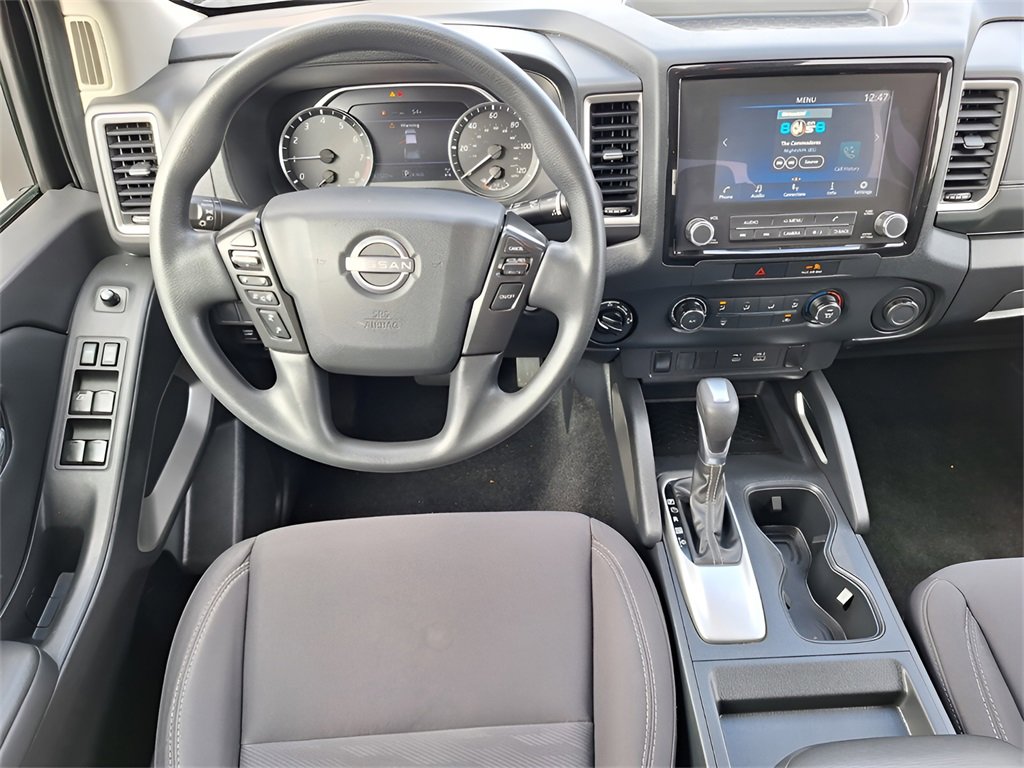 Used 2022 Nissan Frontier SV image 9