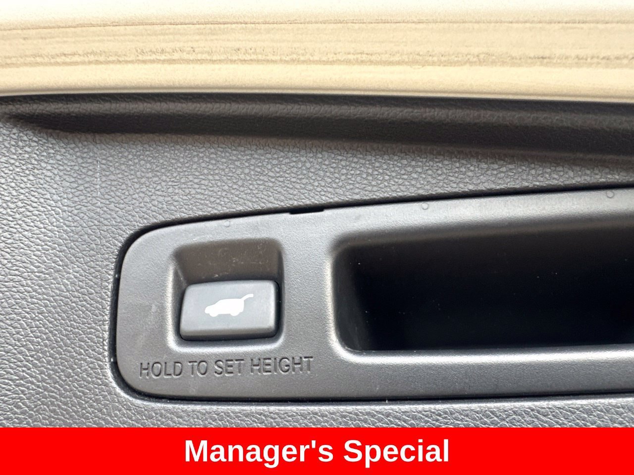 Used 2018 Honda CR-V Touring image 37