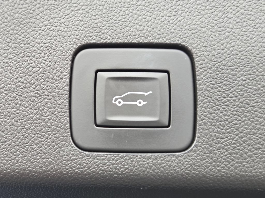 Used 2025 Buick Encore GX Sport Touring w/ Experience Buick Package AWD/4WD image 26