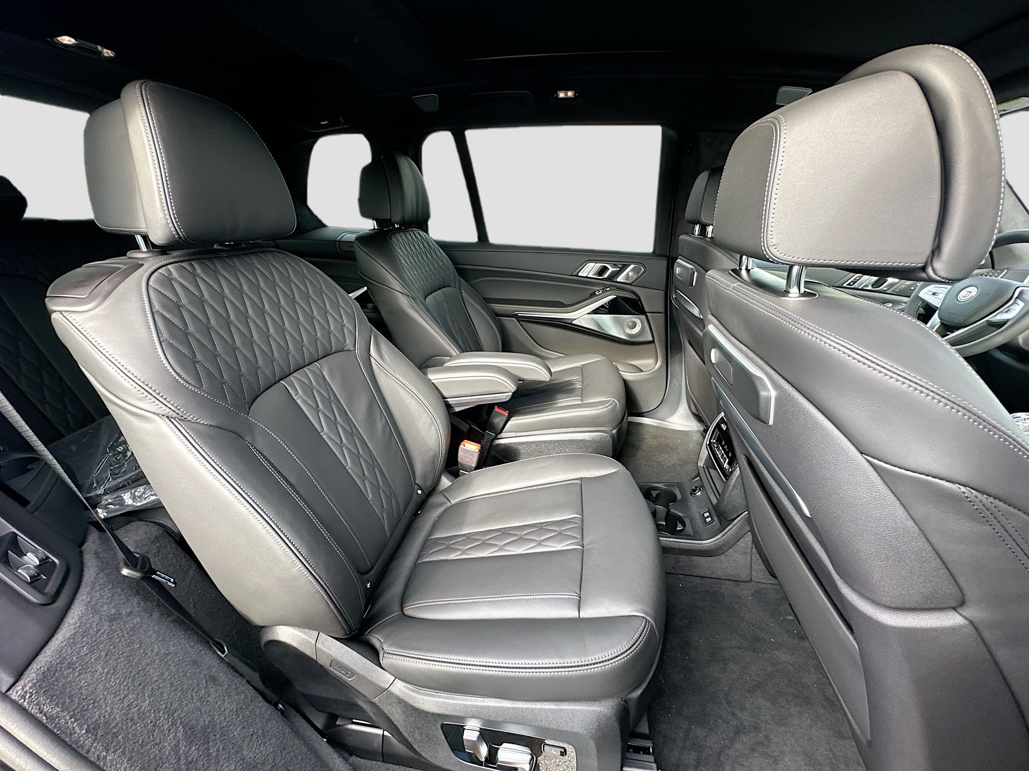 New 2026 BMW ALPINA XB7 AWD/4WD image 23