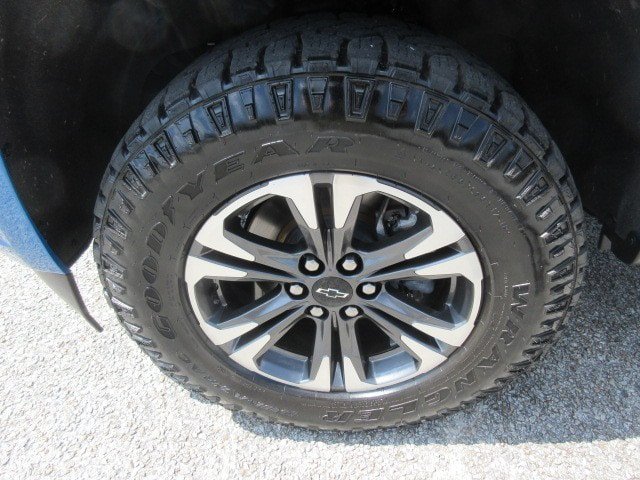 Used 2022 Chevrolet Colorado Z71 AWD/4WD image 12