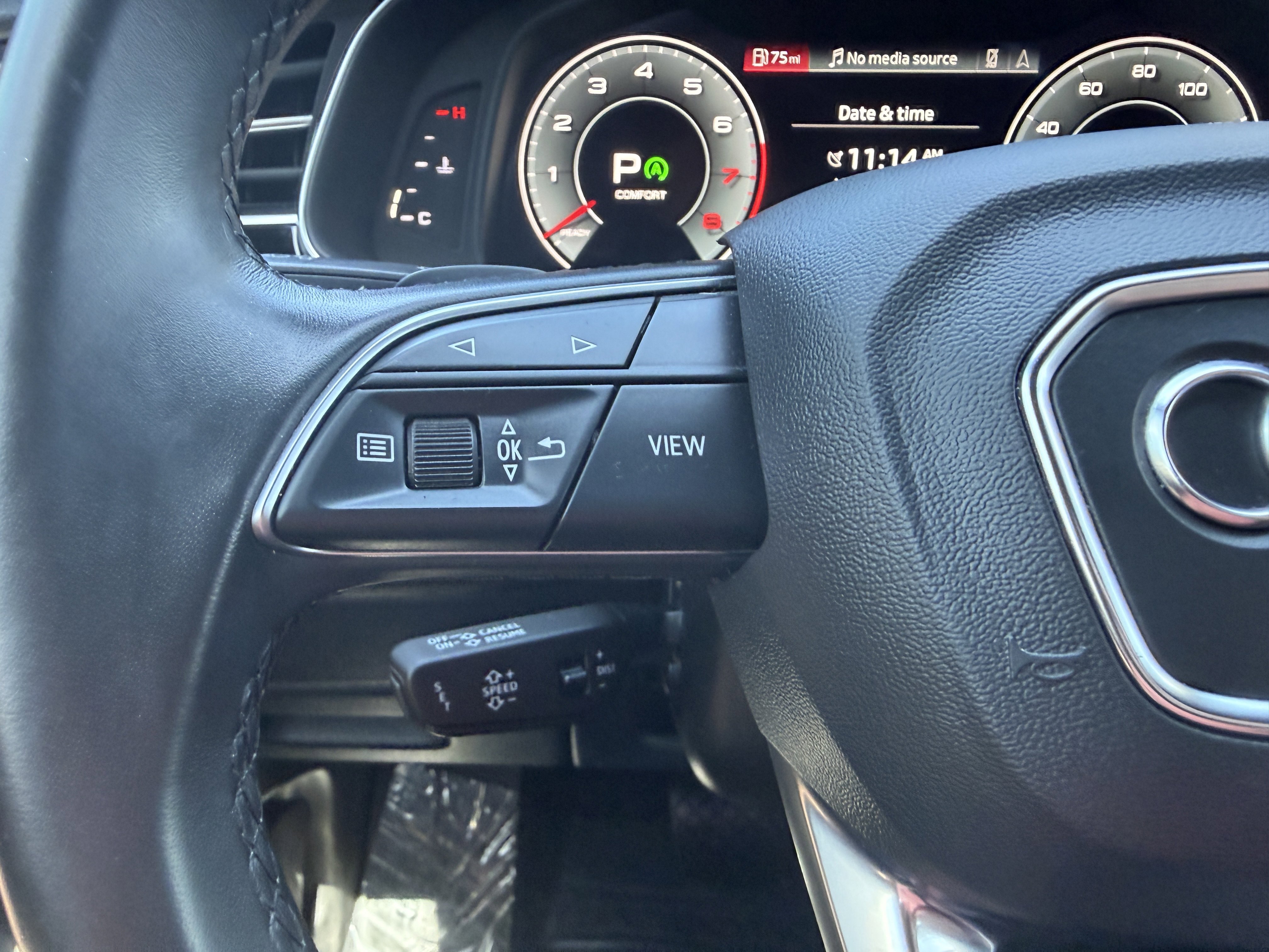 Used 2021 Audi Q8 Premium Plus AWD/4WD image 27