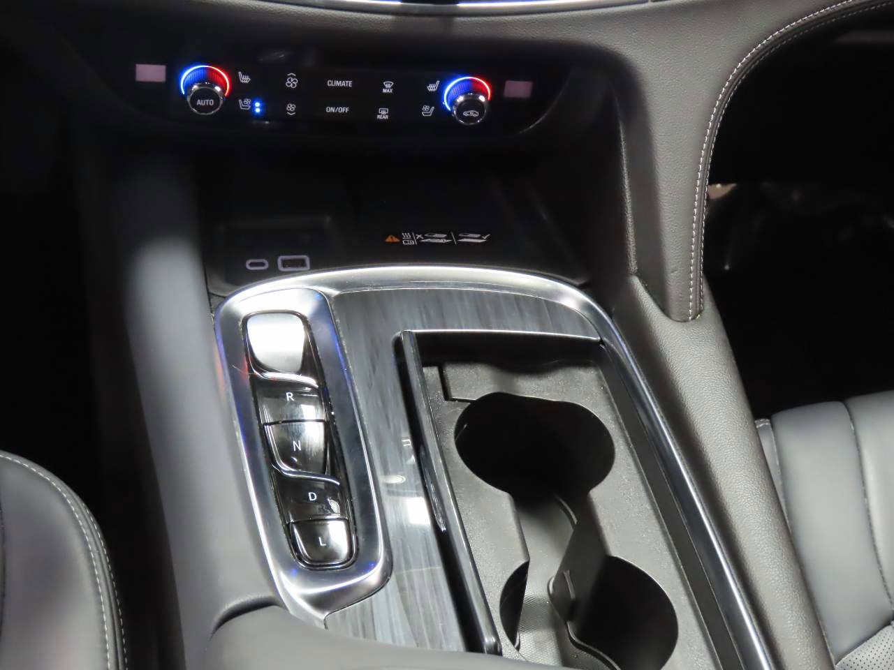 Certified 2024 Buick Enclave Premium image 11