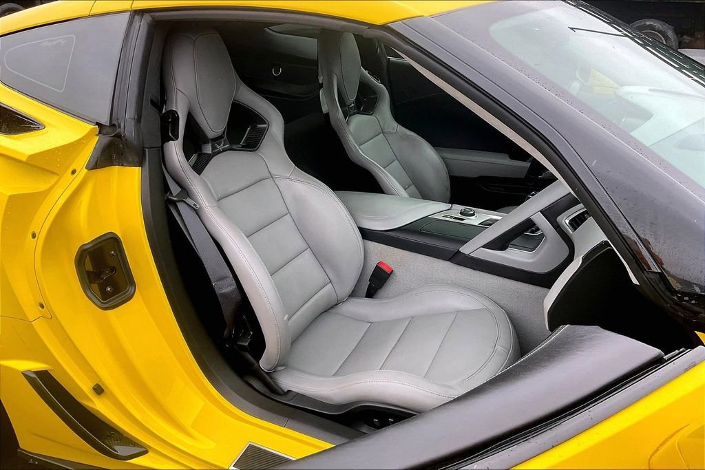 Used 2019 Chevrolet Corvette Z06 image 28