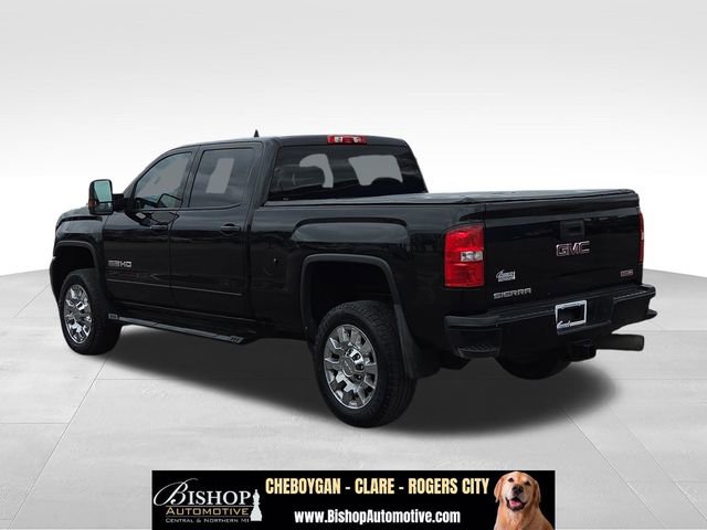 Used 2018 GMC Sierra 2500 SLT w/ All Terrain HD Package AWD/4WD image 13