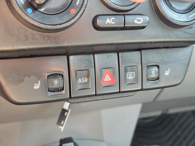 Used 2002 Volkswagen Beetle GLX FWD image 30