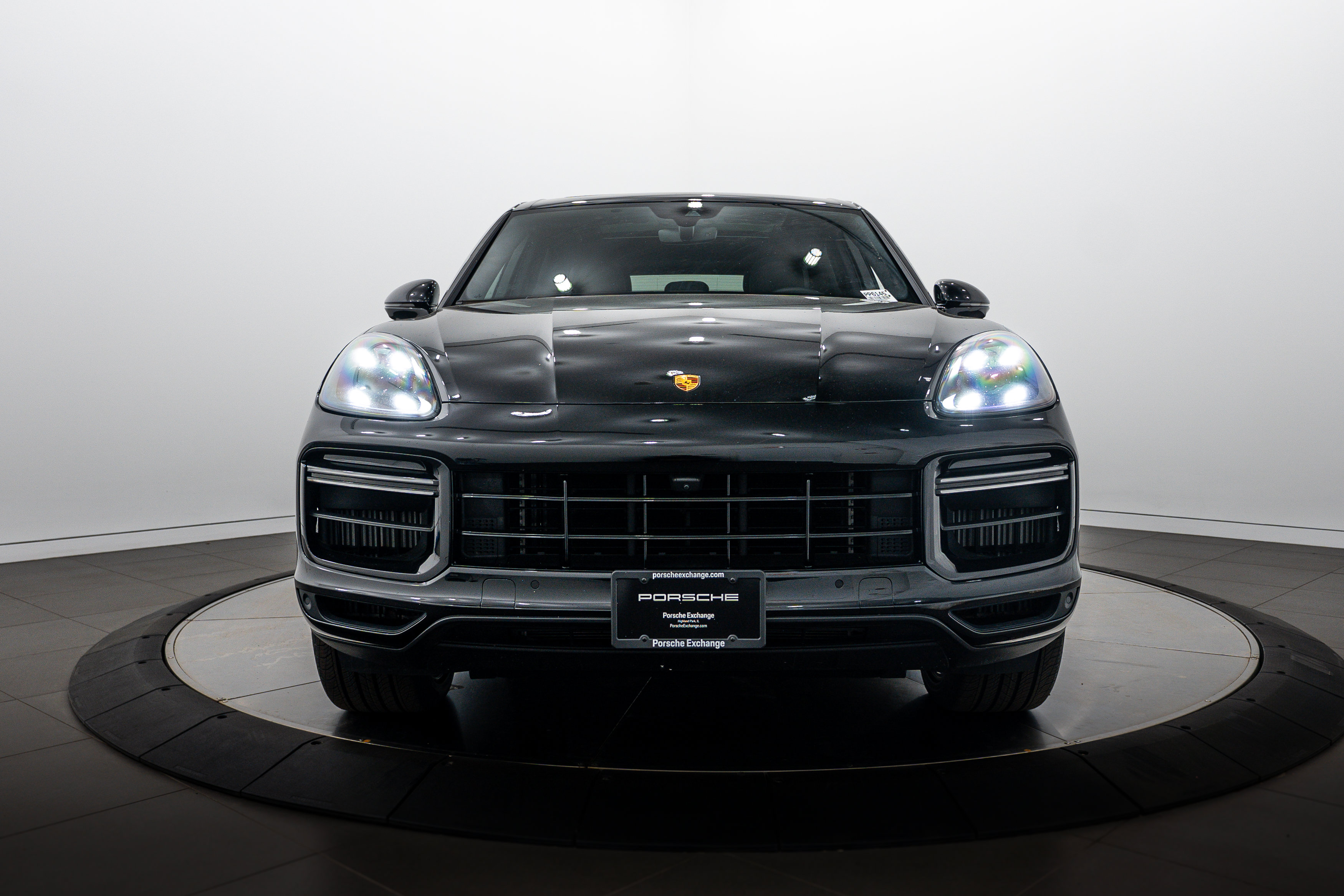 Certified 2023 Porsche Cayenne Turbo AWD/4WD image 10