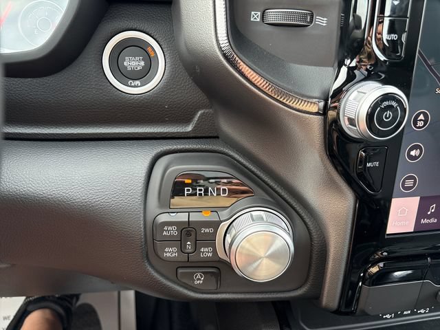 New 2026 RAM 1500 Laramie AWD/4WD image 20