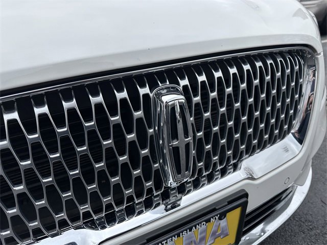 Certified 2022 Lincoln Corsair Reserve w/ Equipment Group 201A image 10