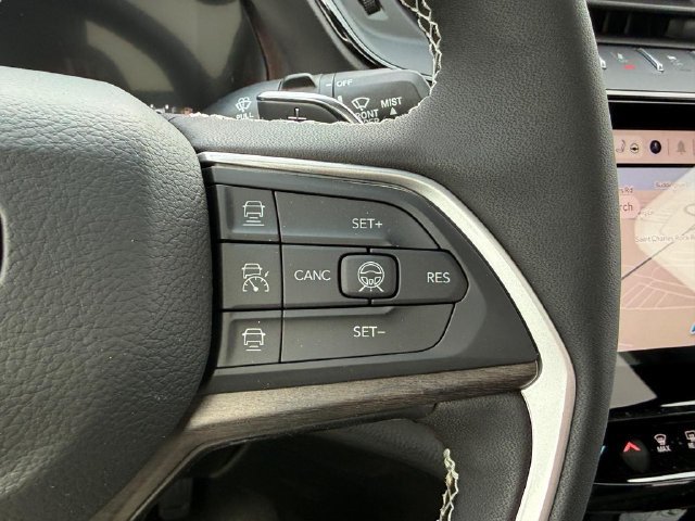 New 2026 Jeep Grand Cherokee L Limited w/ Luxury Tech Group II AWD/4WD image 24