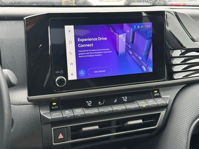 Used 2025 Toyota Camry SE image 19