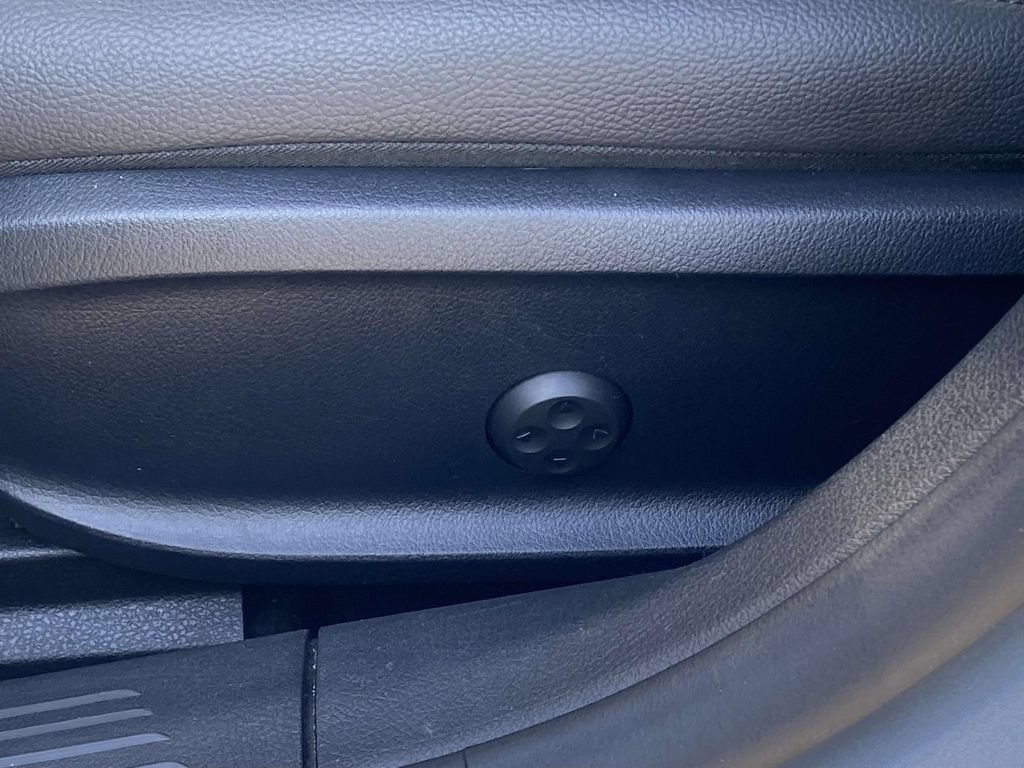 Used 2025 Mercedes-Benz CLA 250 image 15