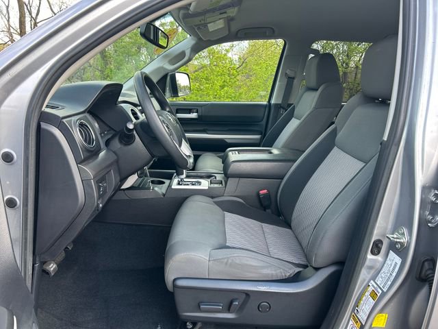Used 2015 Toyota Tundra SR5 w/ TRD Off Road Package image 9