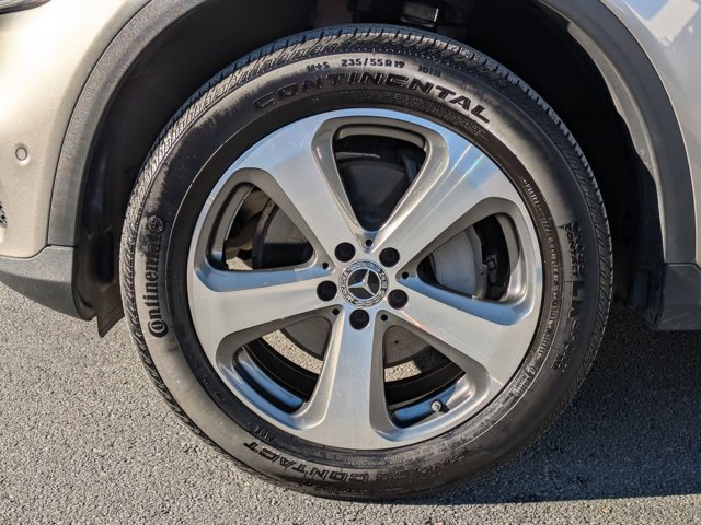 Used 2020 Mercedes-Benz GLC 300 4MATIC image 26