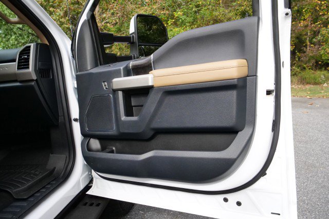 Used 2022 Ford F250 Lariat w/ Tremor Off-Road Package image 44