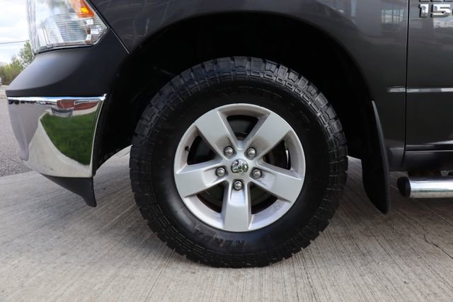 Used 2017 RAM 1500 ST w/ SXT Appearance Group AWD/4WD image 24