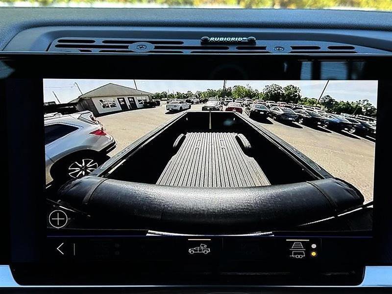 Used 2024 Chevrolet Silverado 3500 High Country image 31