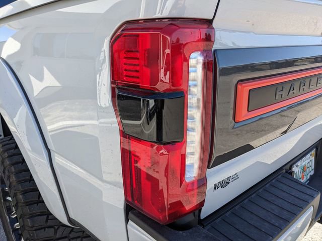 New 2026 Ford F250 Lariat w/ Black Appearance Package image 10