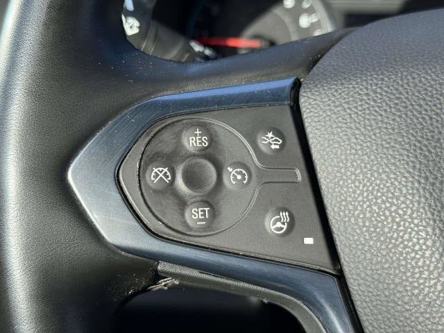 Used 2023 Chevrolet Traverse LT FWD image 23