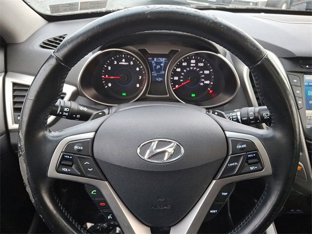 Used 2013 Hyundai Veloster w/ Style Pkg image 18