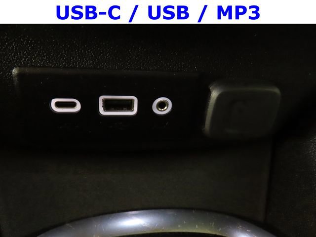 Used 2024 Chevrolet Malibu LT FWD image 9