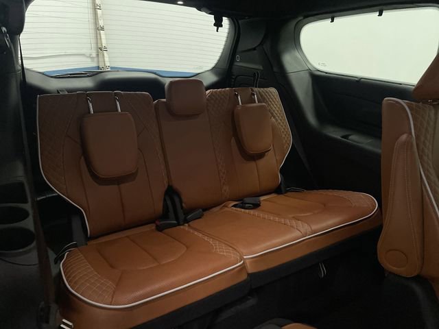 Used 2024 Chrysler Pacifica Pinnacle image 37