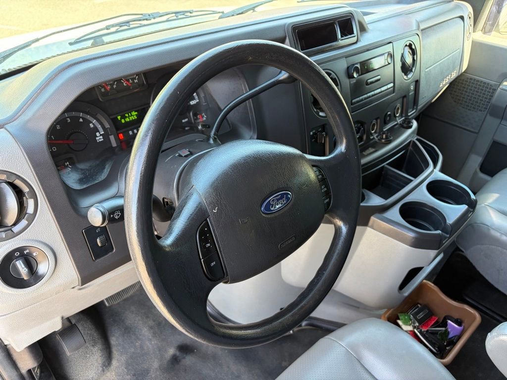 Used 2013 Ford E-150 and Econoline 150 w/ Commercial Cargo Van Pkg RWD image 17