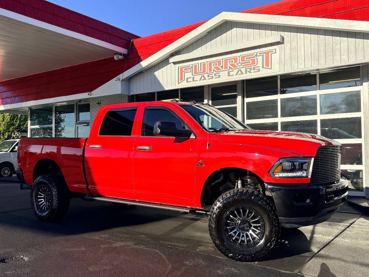 Used 2014 RAM 2500 Tradesman w/ Chrome Appearance Group AWD/4WD image 1