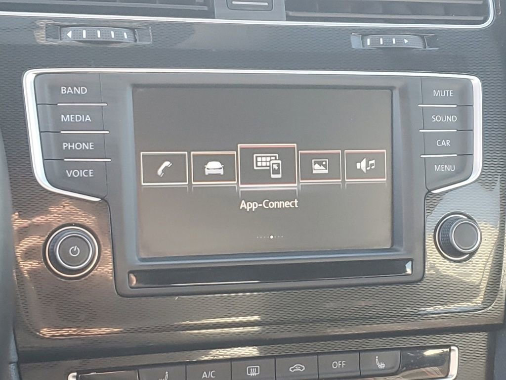 Used 2016 Volkswagen GTI S image 20