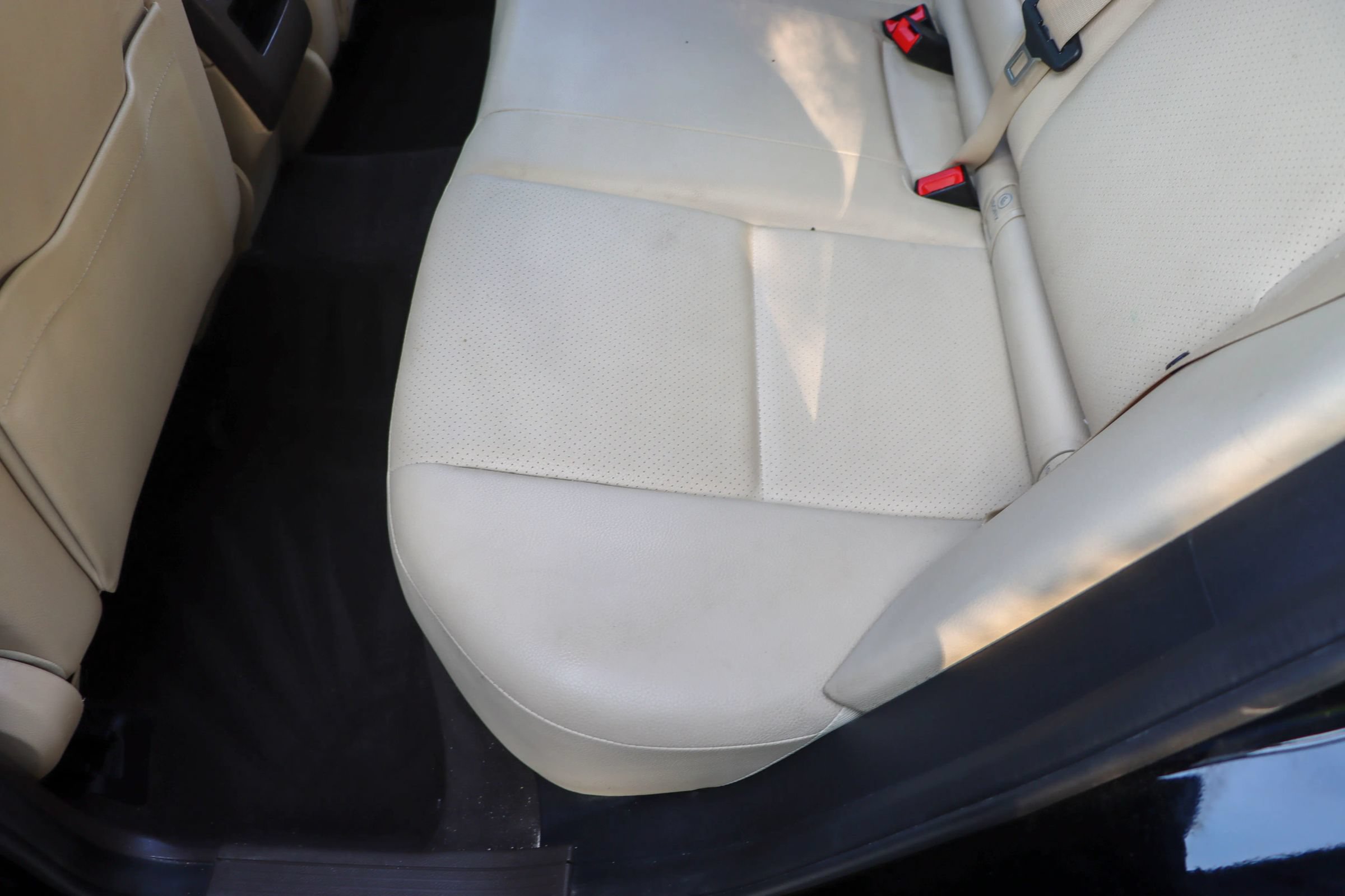 Used 2013 Mercedes-Benz GLK 350 2WD w/ Premium 1 Pkg image 18