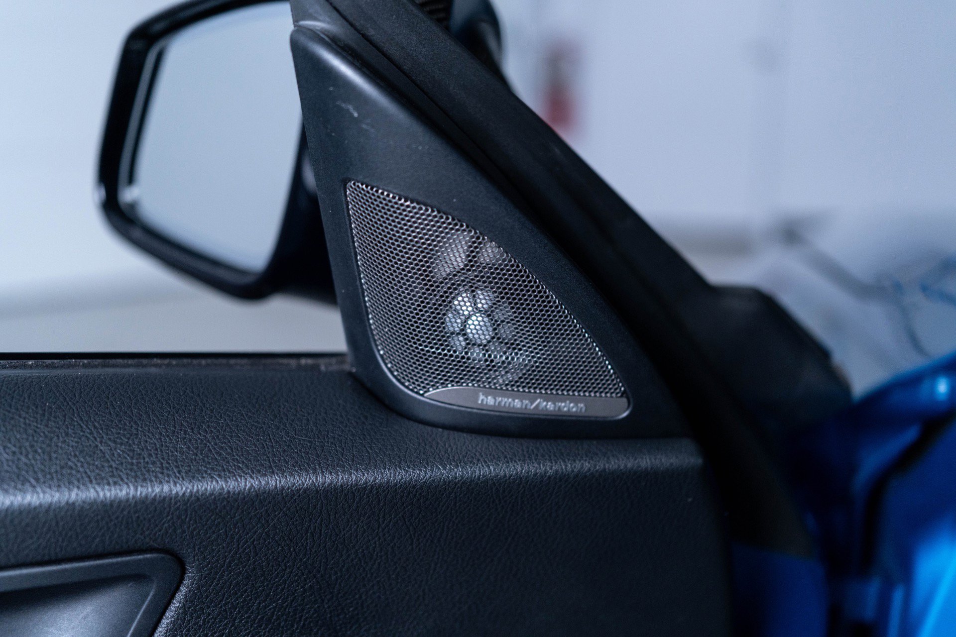 Used 2017 BMW M2 RWD image 37