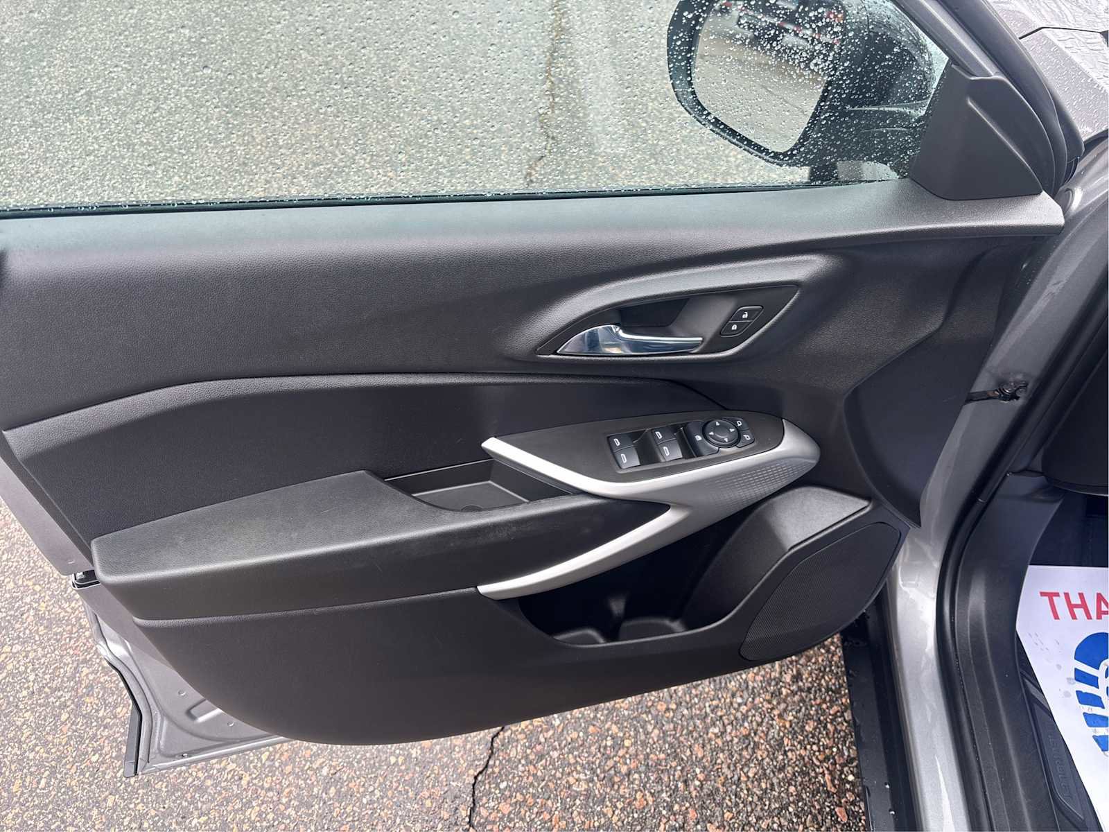 Certified 2024 Chevrolet Trax RS w/ Driver Confidence Package image 21