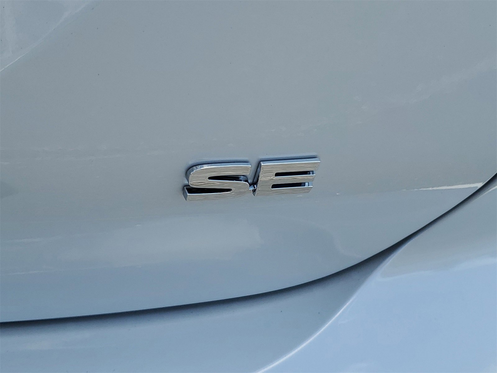 New 2025 Mitsubishi Outlander SE image 28