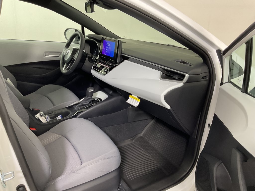 New 2026 Toyota Corolla SE FWD image 21
