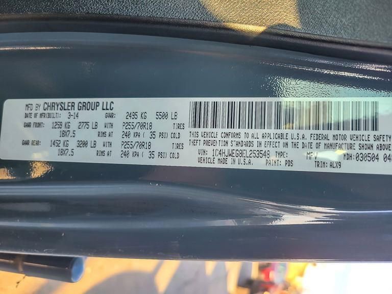 Used 2014 Jeep Wrangler Unlimited Sahara w/ Dual Top Group image 23