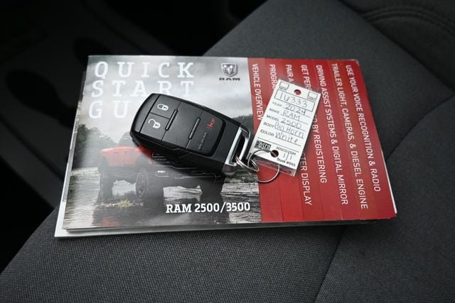 Used 2024 RAM 2500 Big Horn AWD/4WD image 43