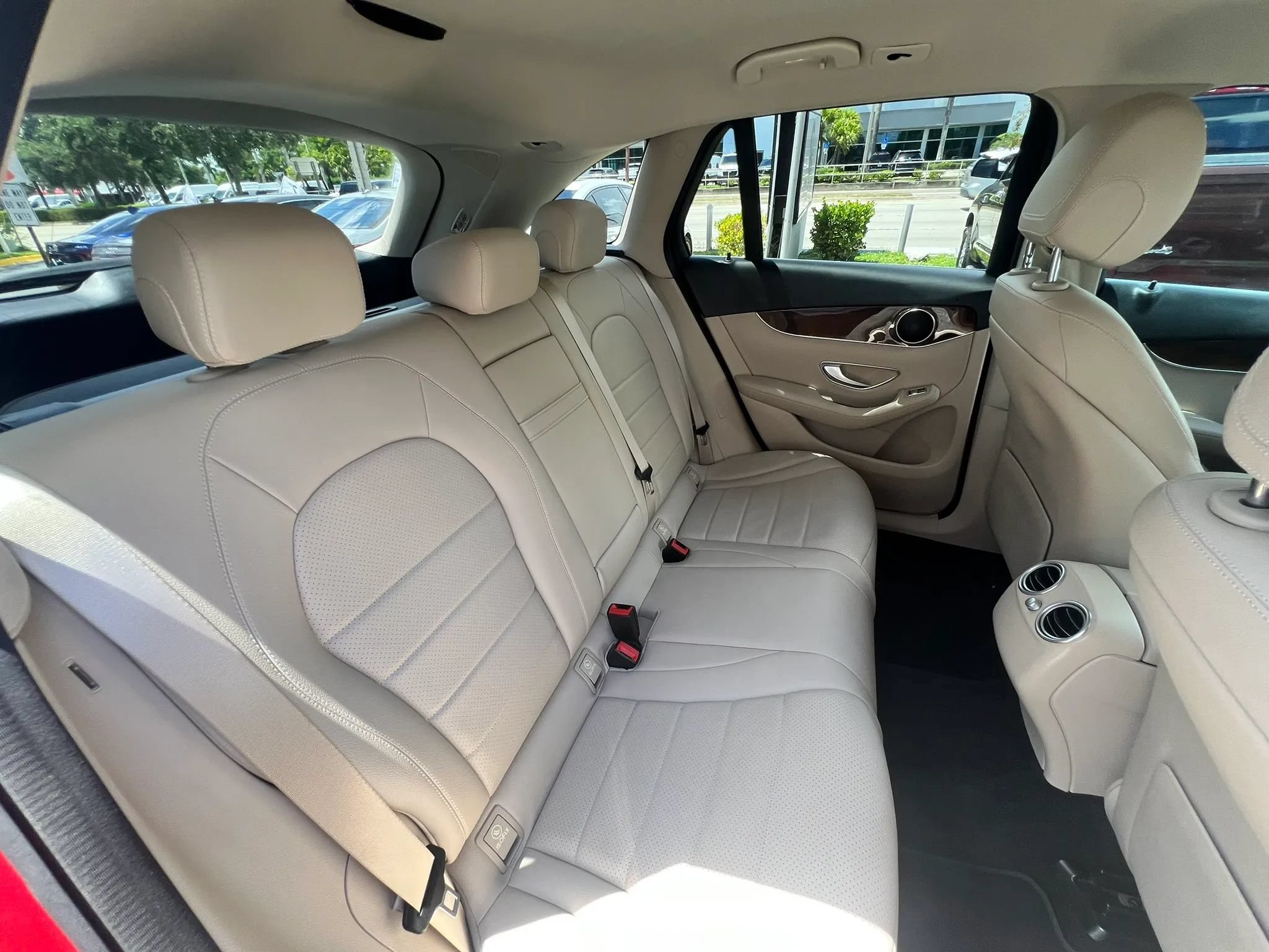 Used 2019 Mercedes-Benz GLC 300 image 32