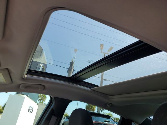 Used 2023 Chevrolet Malibu LT image 32